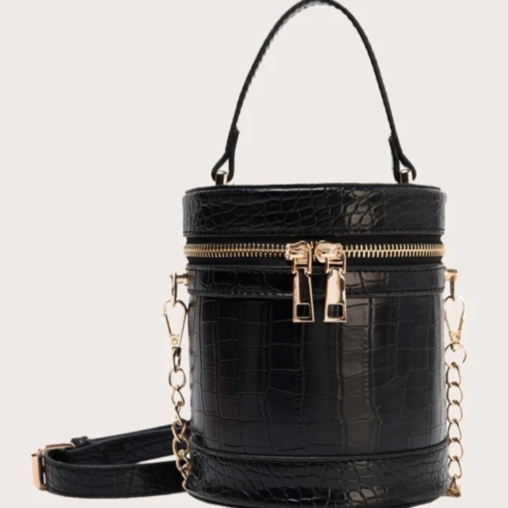 Bucket Bag in Good Condition